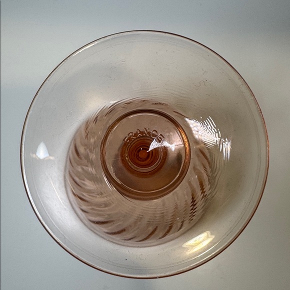 2 Vintage Arcoroc Luminarc Rosaline Pink Swirl Water Wine Glasses Goblets FRANCE - Picture 2 of 2